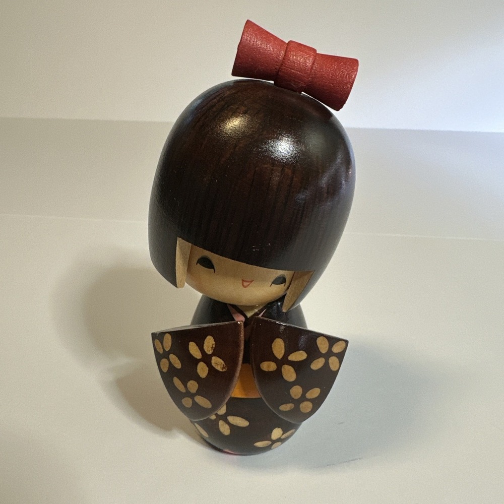 Vintage Japanese Sosaku Kokeshi Wood‎ Doll Signed Artist Hand Painted Red Bow